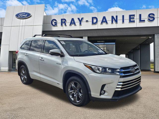 used 2018 Toyota Highlander Hybrid car, priced at $18,000