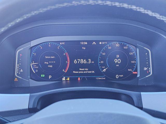 used 2021 Volkswagen Atlas Cross Sport car, priced at $18,600