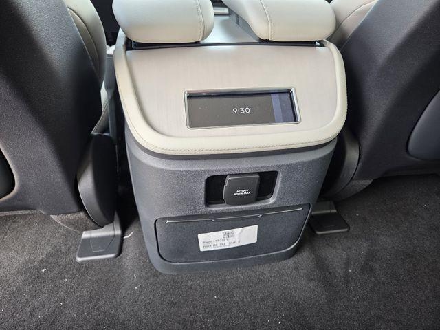 new 2026 Lincoln Navigator car, priced at $96,558