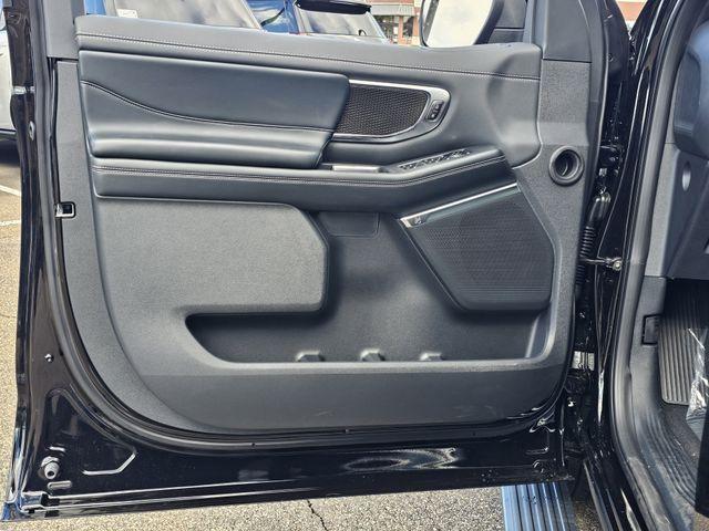 new 2025 Ford Expedition car, priced at $79,116