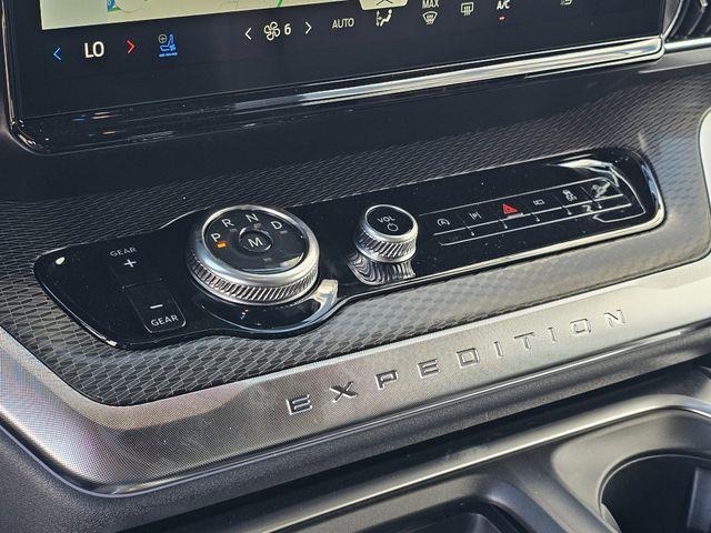 new 2025 Ford Expedition car, priced at $79,116