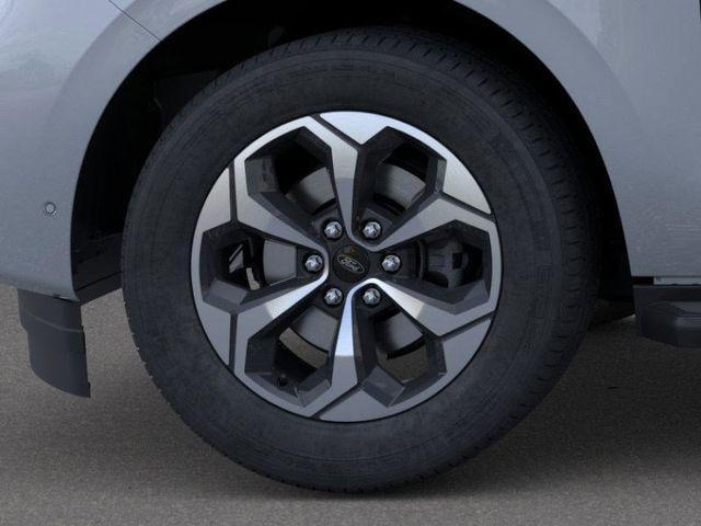 new 2026 Ford Expedition car, priced at $68,017