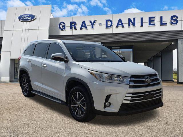 used 2017 Toyota Highlander car, priced at $15,200