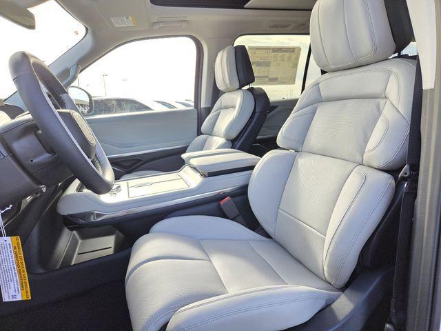 new 2026 Lincoln Navigator L car, priced at $112,085
