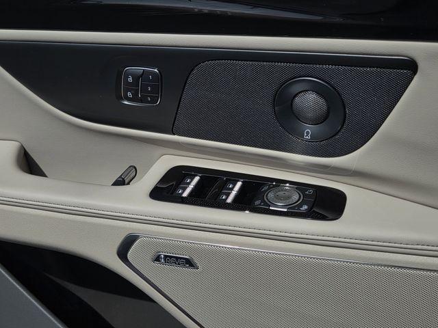 used 2025 Lincoln Nautilus car, priced at $57,200