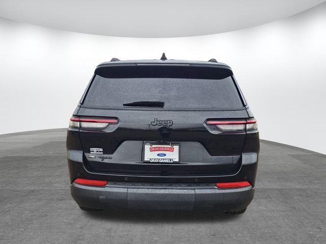 used 2022 Jeep Grand Cherokee L car, priced at $27,500