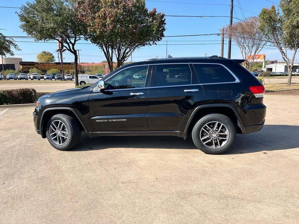used 2018 Jeep Grand Cherokee car, priced at $18,975