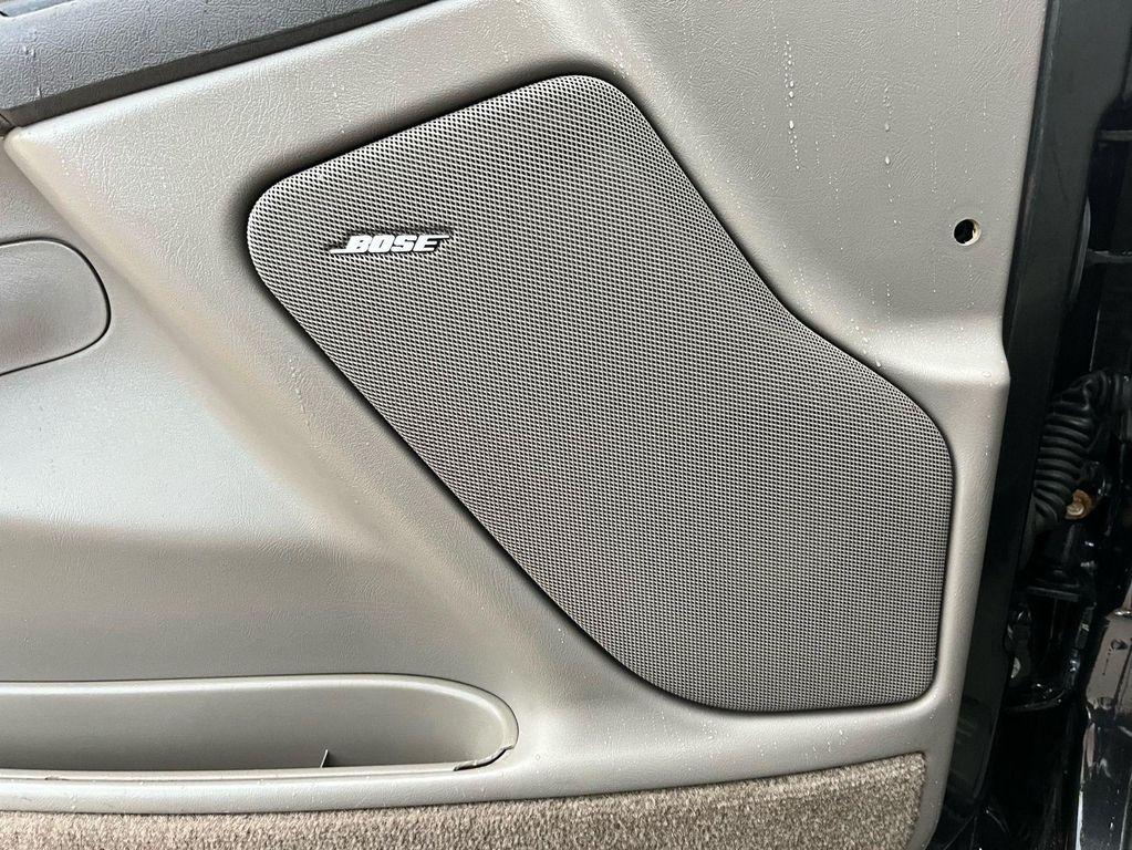 used 2005 Chevrolet Avalanche car, priced at $6,975