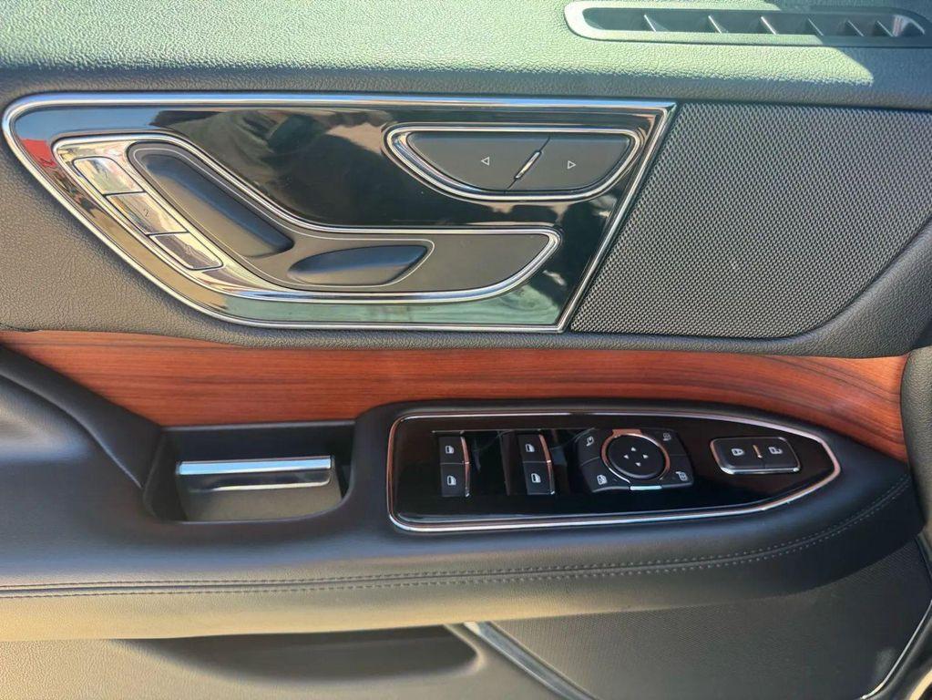 used 2020 Lincoln Navigator car, priced at $27,975