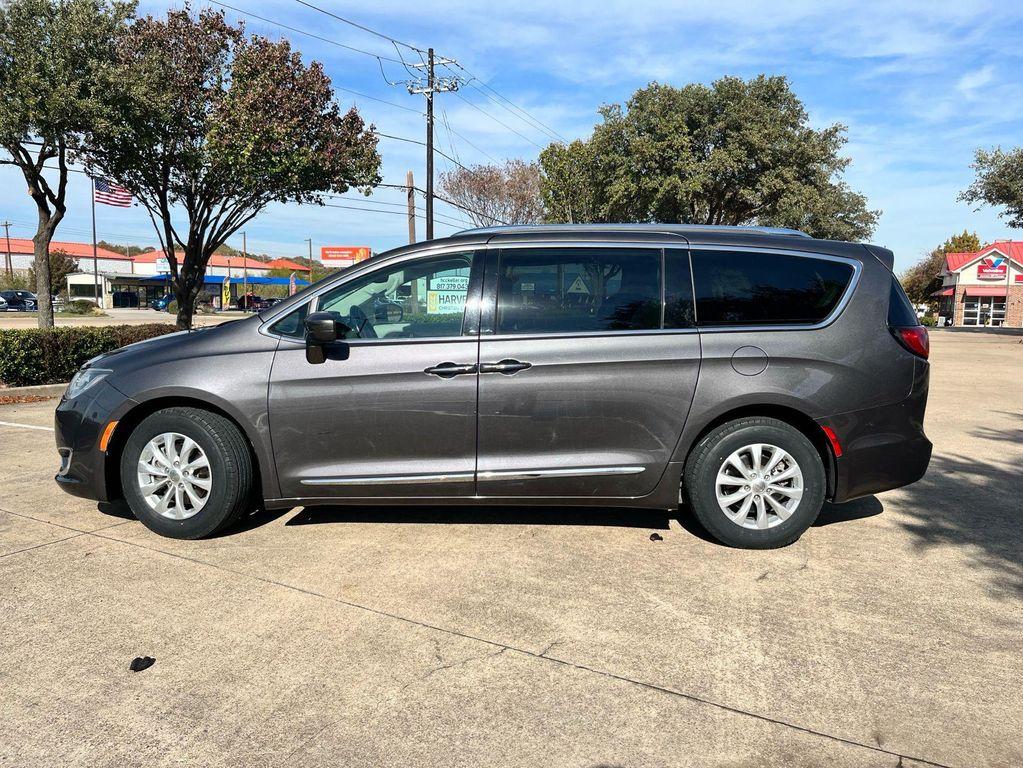 used 2018 Chrysler Pacifica car, priced at $15,975
