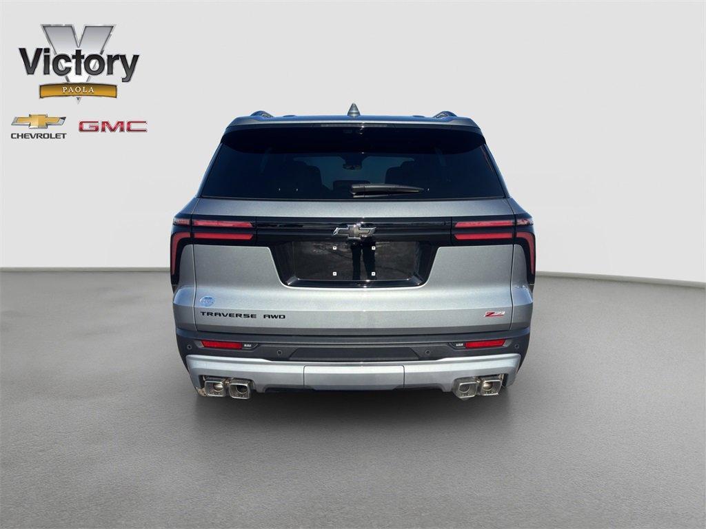 new 2026 Chevrolet Traverse car, priced at $55,020