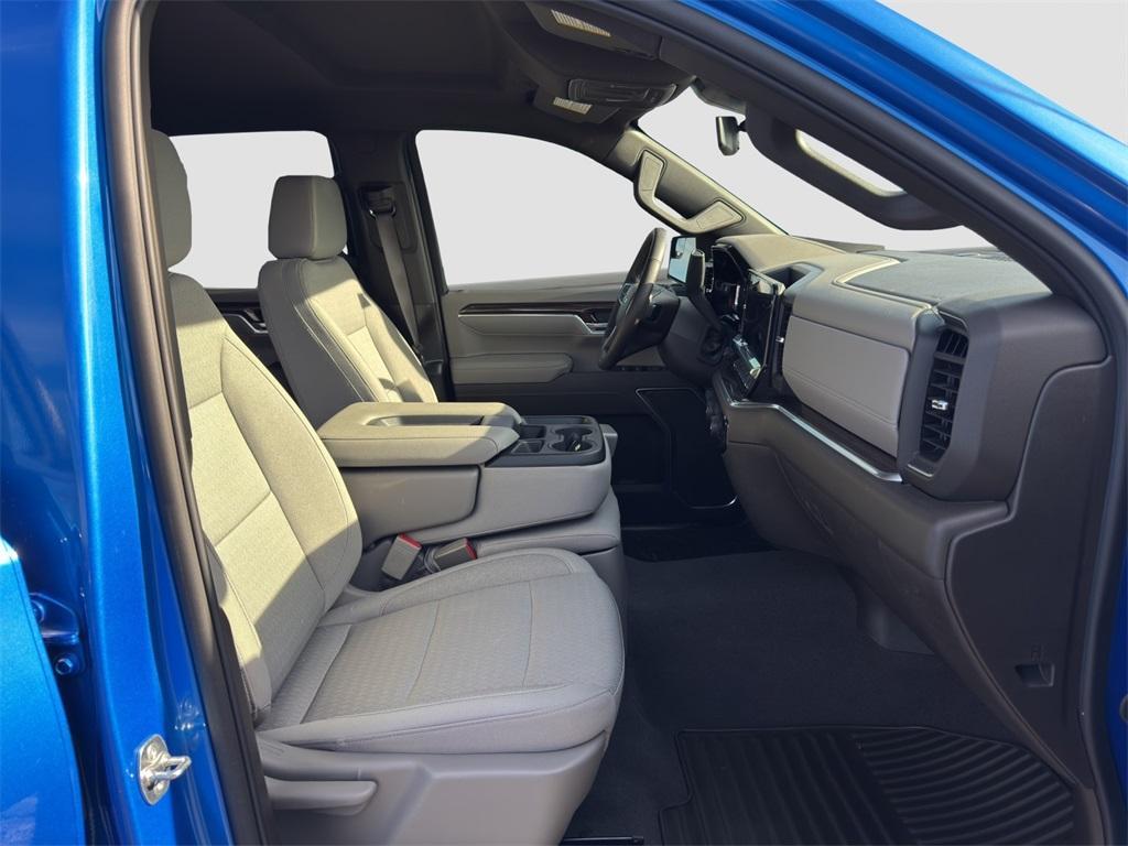 used 2025 Chevrolet Silverado 1500 car, priced at $47,276
