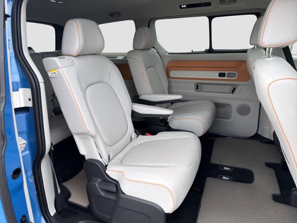 used 2025 Volkswagen ID. Buzz car, priced at $50,619