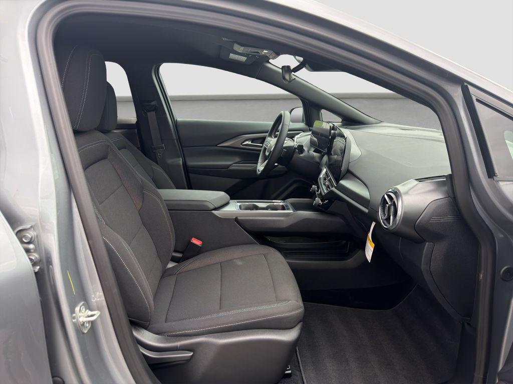 used 2026 Chevrolet Equinox EV car, priced at $31,319