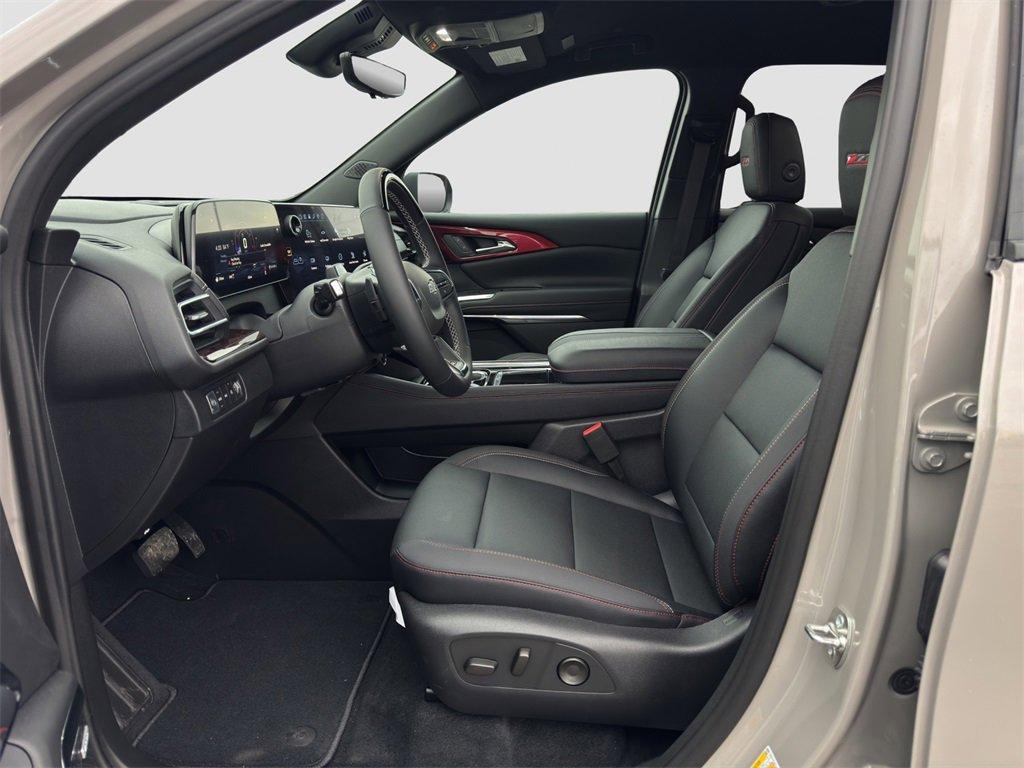 new 2026 Chevrolet Traverse car, priced at $52,955