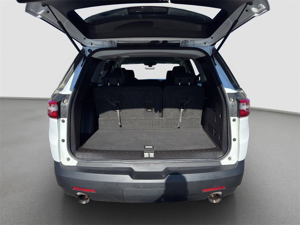 used 2021 Chevrolet Traverse car, priced at $17,473
