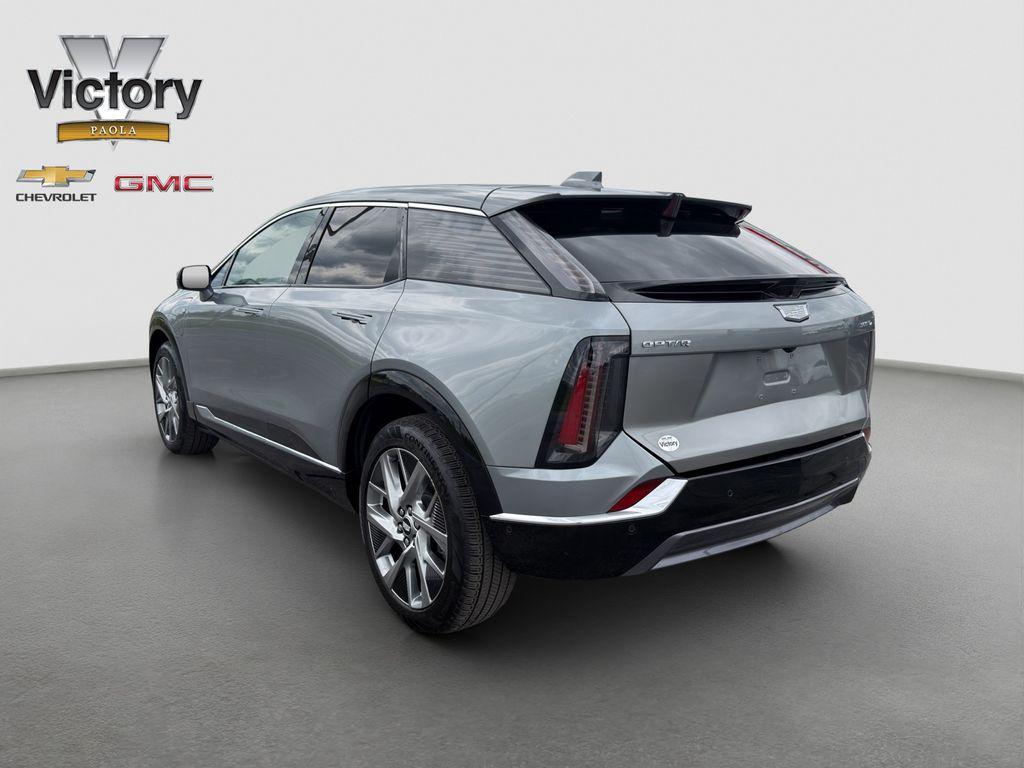 used 2025 Cadillac OPTIQ car, priced at $39,242