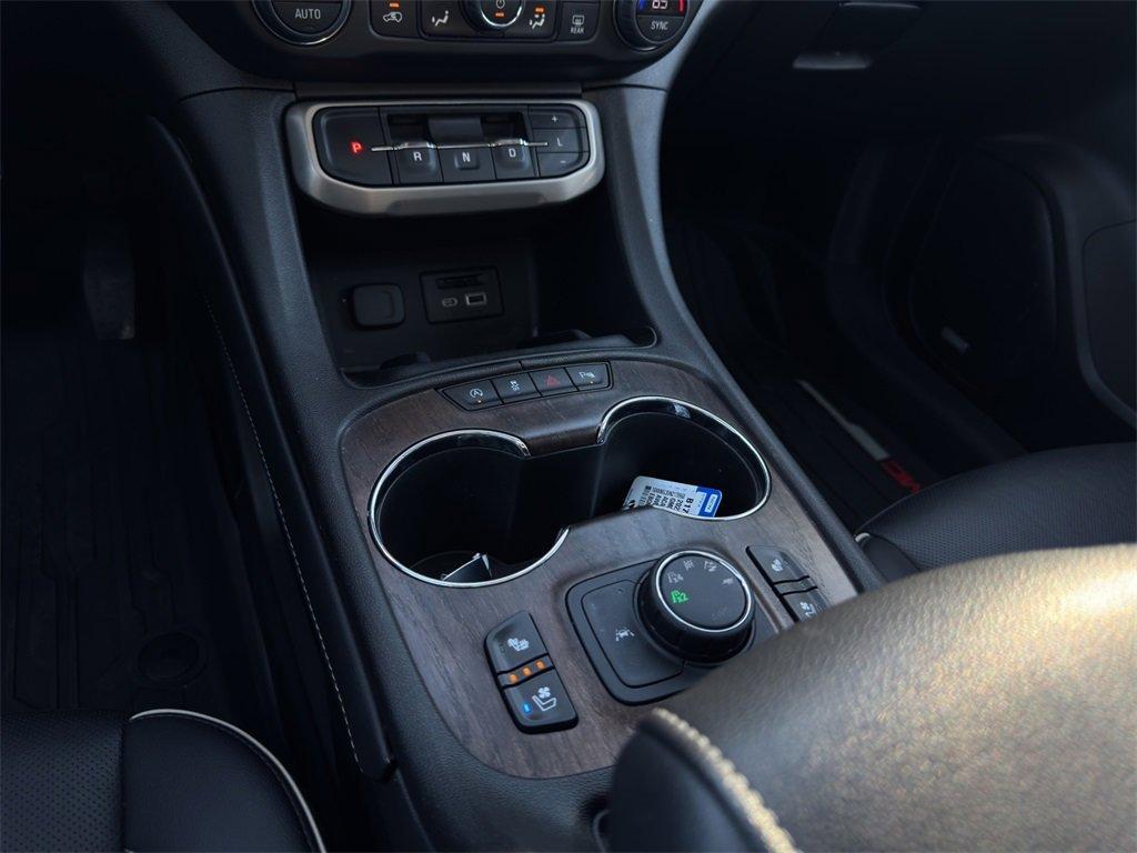 used 2022 GMC Acadia car, priced at $32,995