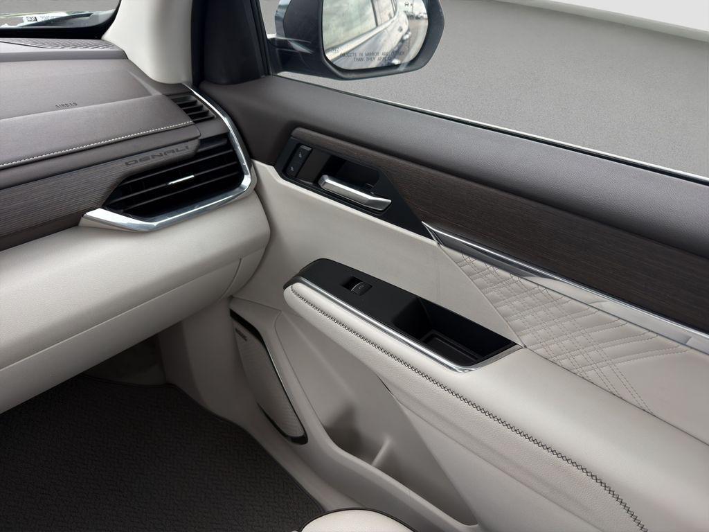 used 2024 GMC Acadia car, priced at $48,227