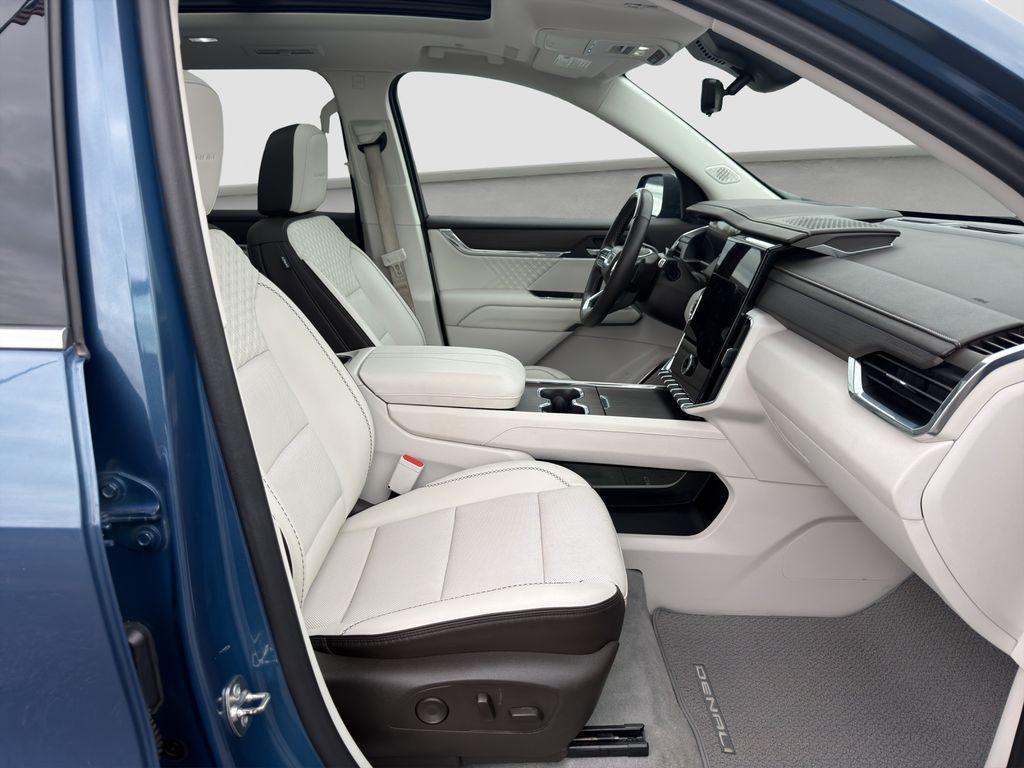 used 2024 GMC Acadia car, priced at $48,227