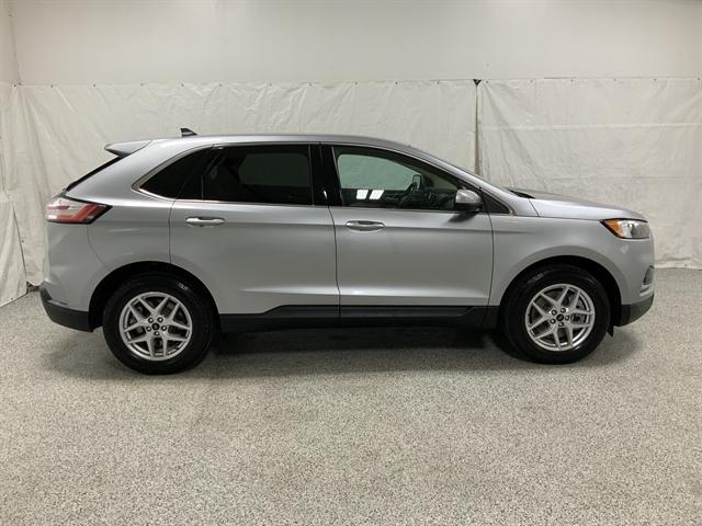 used 2024 Ford Edge car, priced at $25,990