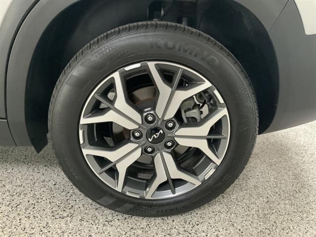 used 2023 Kia Seltos car, priced at $24,990