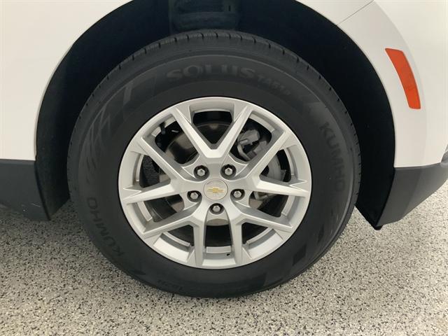 used 2024 Chevrolet Equinox car, priced at $22,990