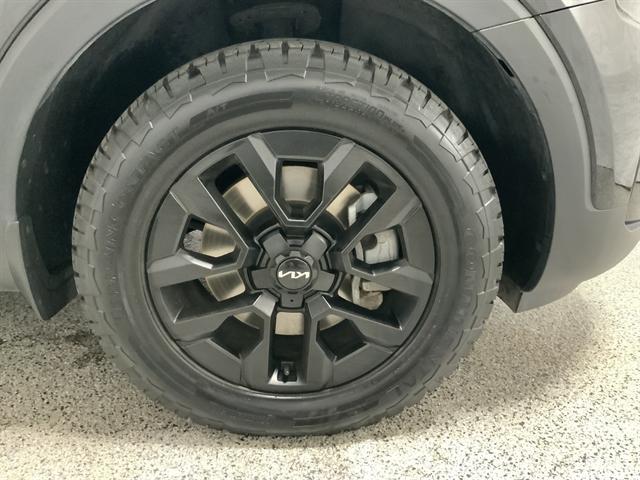 used 2024 Kia Telluride car, priced at $45,000