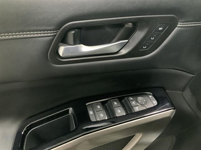 used 2023 Nissan Pathfinder car, priced at $35,990