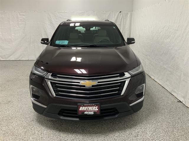 used 2022 Chevrolet Traverse car, priced at $25,990