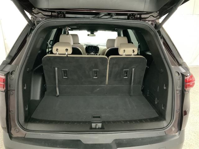 used 2022 Chevrolet Traverse car, priced at $25,990