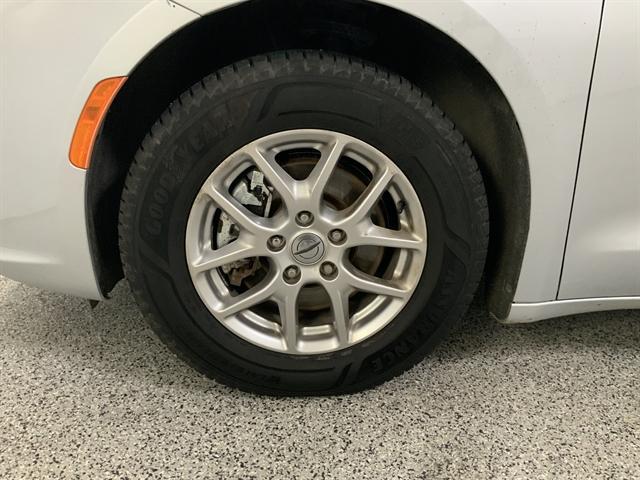 used 2023 Chrysler Pacifica car, priced at $21,490