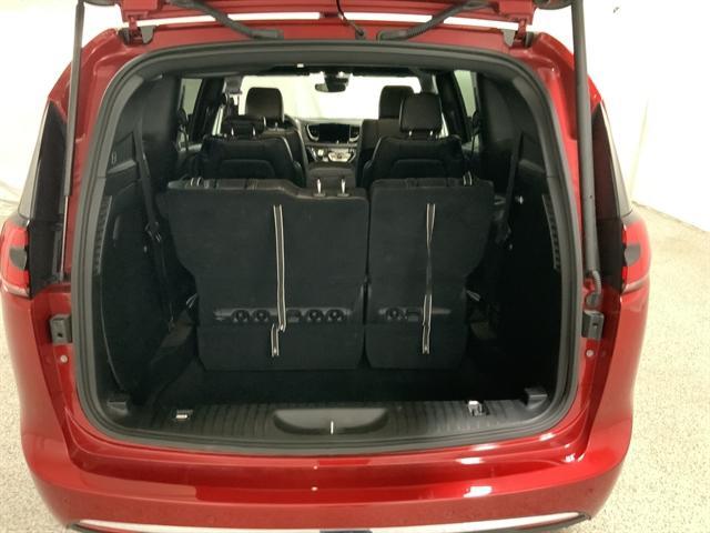 used 2025 Chrysler Pacifica car, priced at $31,500