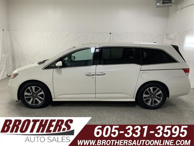 used 2016 Honda Odyssey car, priced at $19,990