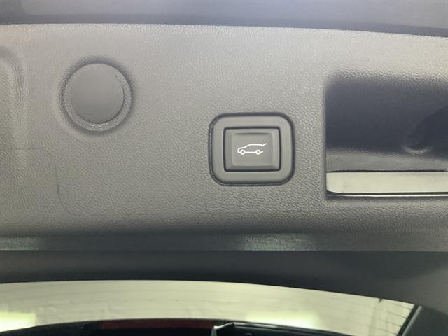 used 2023 Chevrolet Equinox car, priced at $19,490