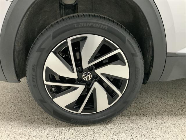 used 2025 Volkswagen Atlas car, priced at $33,947