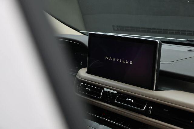 used 2021 Lincoln Nautilus car, priced at $8,480