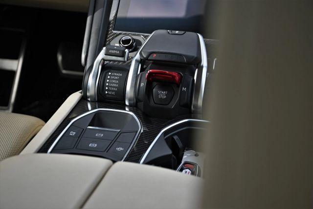 used 2022 Lamborghini Urus car, priced at $154,980