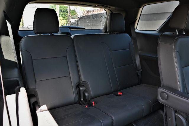 used 2023 Chevrolet Traverse car, priced at $5,980