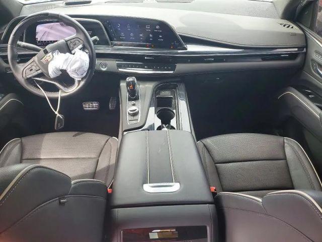 used 2024 Cadillac Escalade ESV car, priced at $32,980