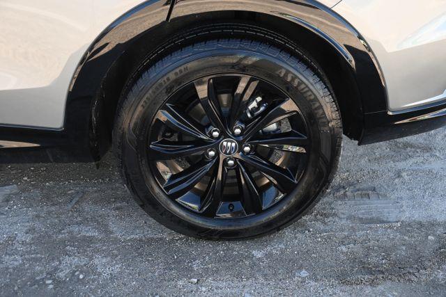 used 2025 Buick Envista car, priced at $6,980