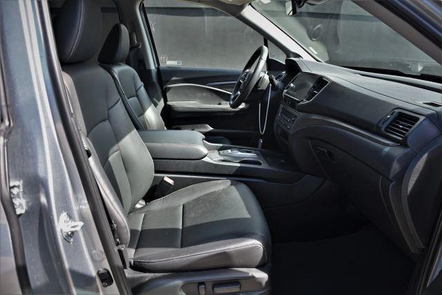 used 2025 Honda Ridgeline car, priced at $15,980