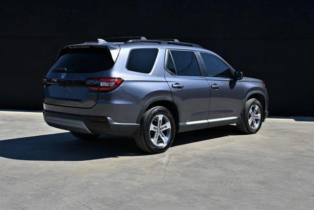used 2024 Honda Pilot car, priced at $21,980