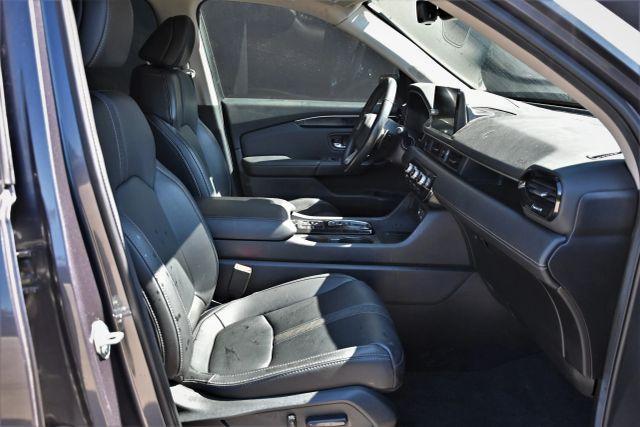 used 2024 Honda Pilot car, priced at $21,980