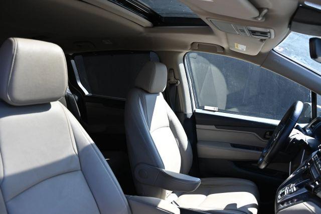 used 2022 Honda Odyssey car, priced at $9,580