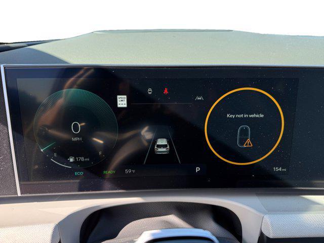 new 2026 Hyundai TUCSON Hybrid car, priced at $44,920