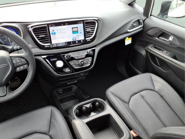 new 2026 Chrysler Pacifica car, priced at $40,159
