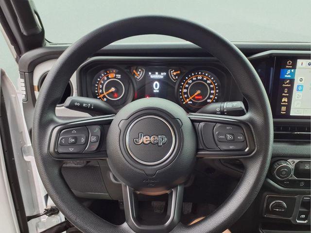 new 2026 Jeep Wrangler car, priced at $33,194