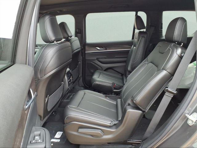 new 2025 Jeep Grand Cherokee L car, priced at $47,353