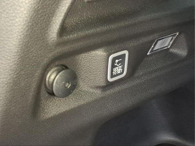 new 2025 Jeep Grand Cherokee L car, priced at $47,353